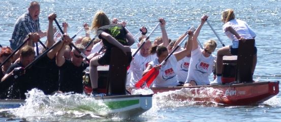 Drachenboot Rennen